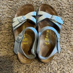 EUC Birkenstock silver sandals sz 37